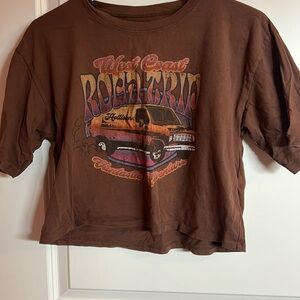 cropped brown cropped graphic tee xs